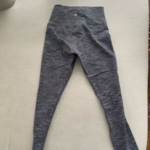 Lululemon 25” wunder under size 4. Worn twice
